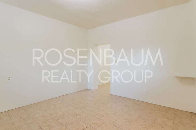 Foto del edificio - Cozy studio apartment in the heart of Tucson!