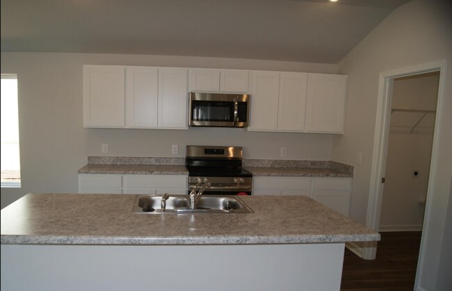 Building Photo - 514 Antler Wy