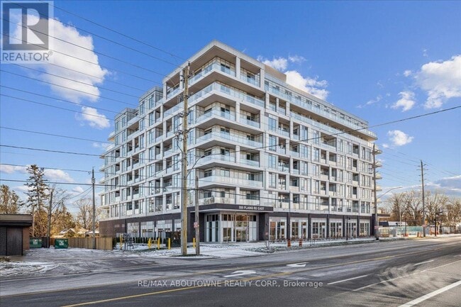 Photo du bâtiment - 500 Plains Rd E