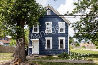 Building Photo - 3130 W 33rd St