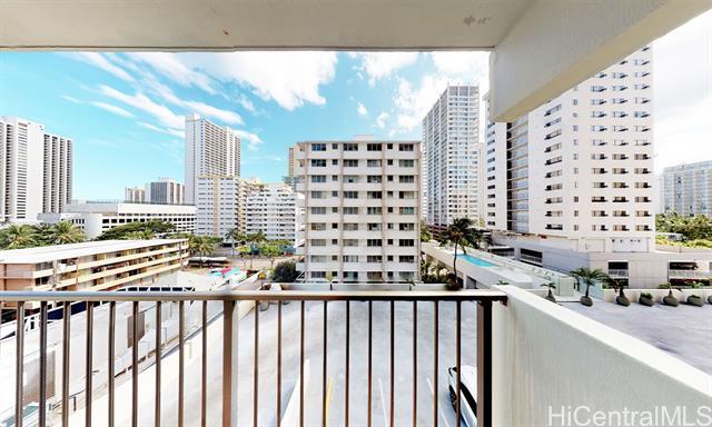 Building Photo - 2440 Kuhio Ave.