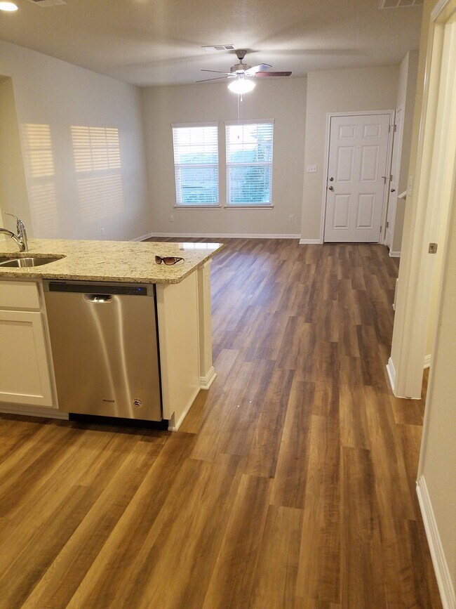 Building Photo - 18009 Malnati Dr