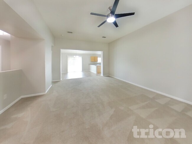 Foto del edificio - 86916 Cartesian Pointe Dr