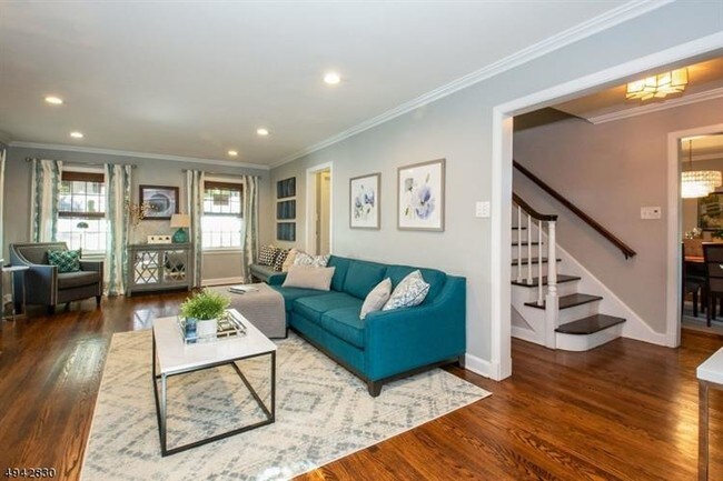 Building Photo - 6 N Cobane Terrace