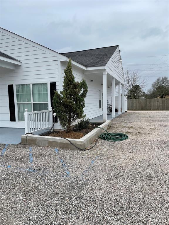 Foto del edificio - 20892 Cochran Rd