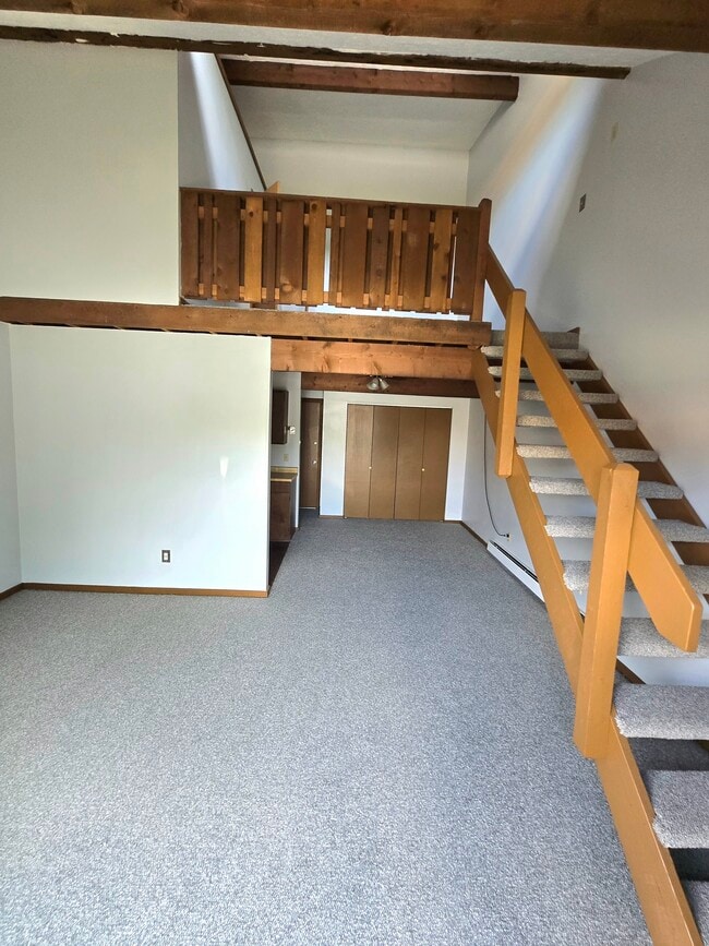 Building Photo - 9120 N Lima Rd
