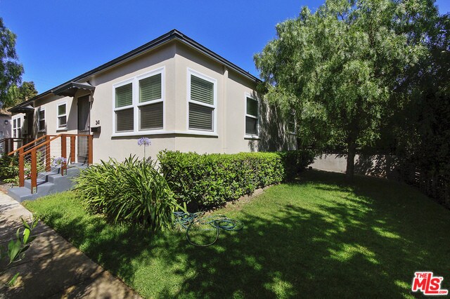 Primary Photo - 241 Bernard Ave