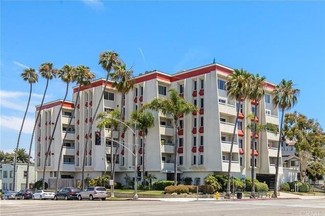 Primary Photo - Ocean View Corner Unit Condo w/Balcony+Jac...
