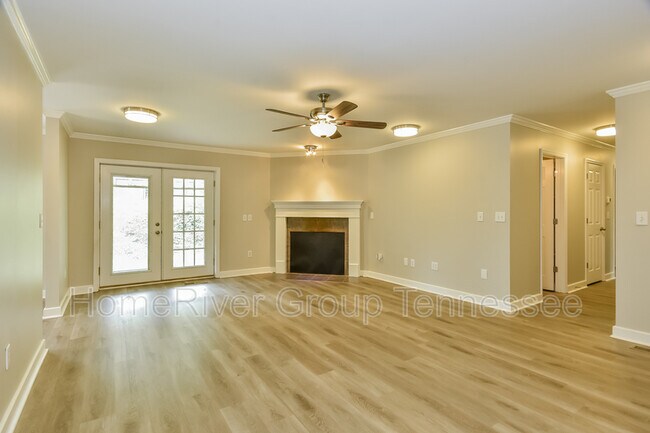Building Photo - 740 Dover Glen Dr