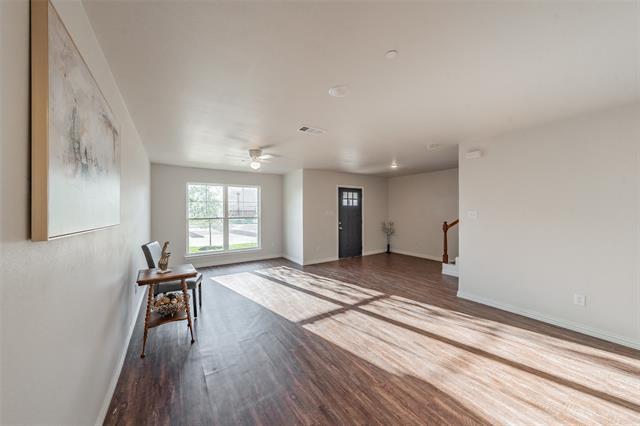 Foto del edificio - 6215 Roby Dr