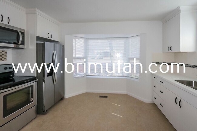 Foto del edificio - 3210 S 2300 E