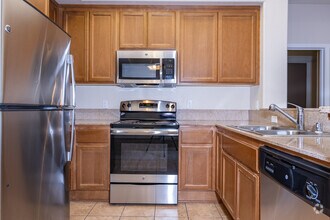 Rutherford 2BR, 2BA - 1,092SF - Kitchen - Villas at North Village