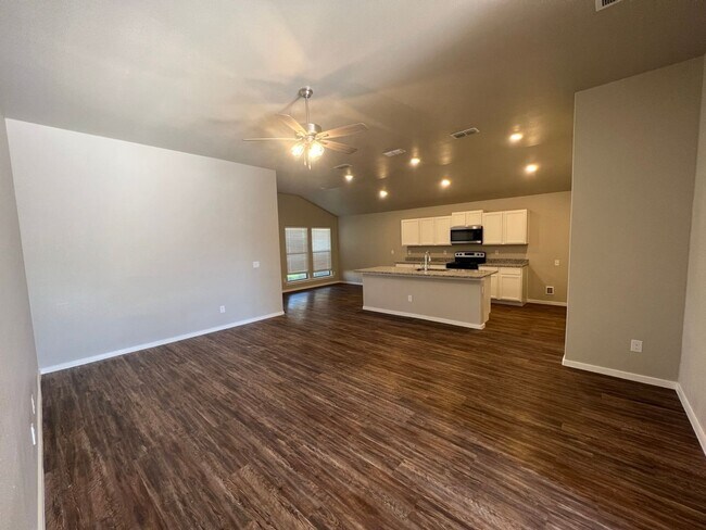 Foto del edificio - New 3 Bedroom In North West Lubbock!
