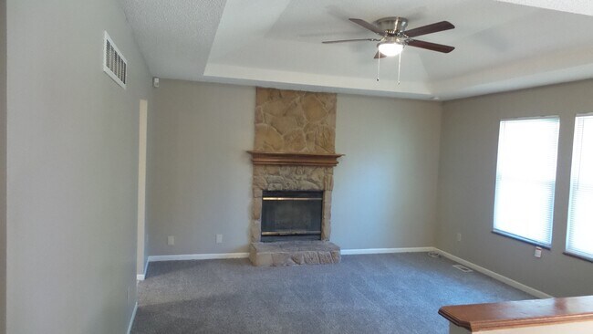 Foto del edificio - NEW Lower rate!  3 bed, 2 bath North of th...