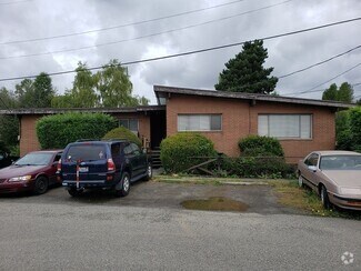 Building Photo - 1499 S Columbian Way