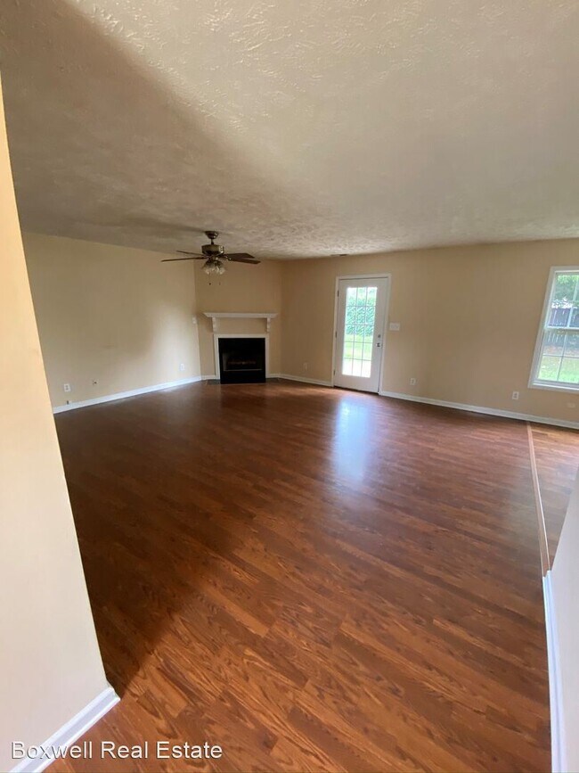 Building Photo - 3 br, 2 bath House - 203 Cypress Drive