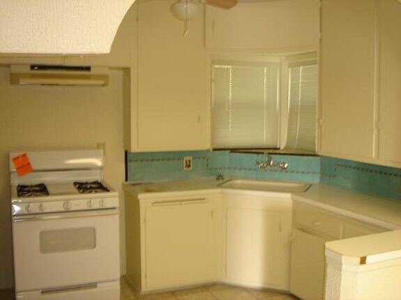 Foto del edificio - 4237 Winters Street