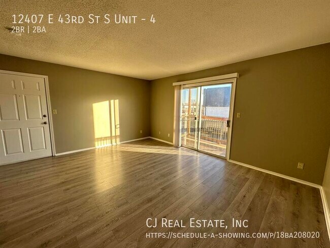 Building Photo - 12407 E 43rd St S