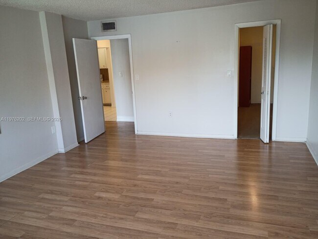 Building Photo - 7000 NW 186th St