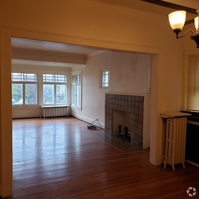 Old West End Student Apartments for Rent Toledo, OH 4 Rentals