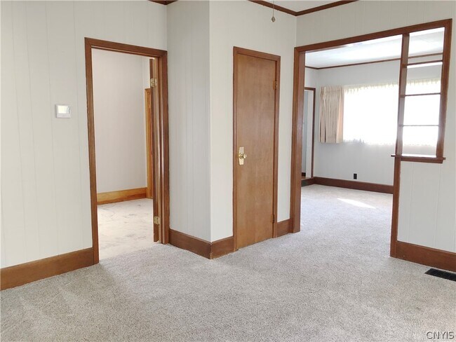 Foto del edificio - 708 Schuyler St
