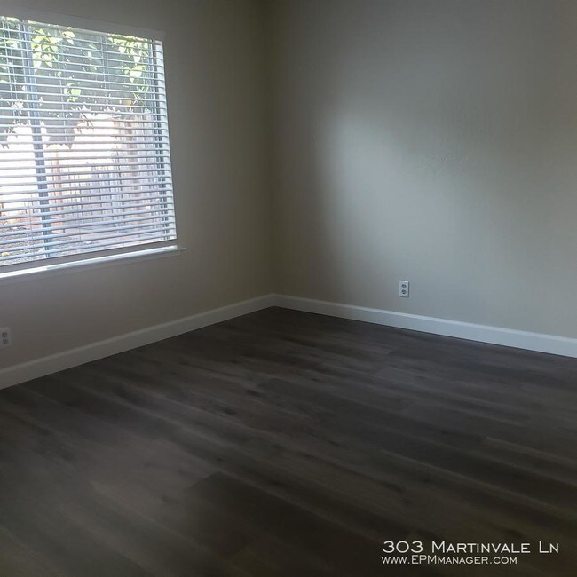 Building Photo - 303 Martinvale Ln