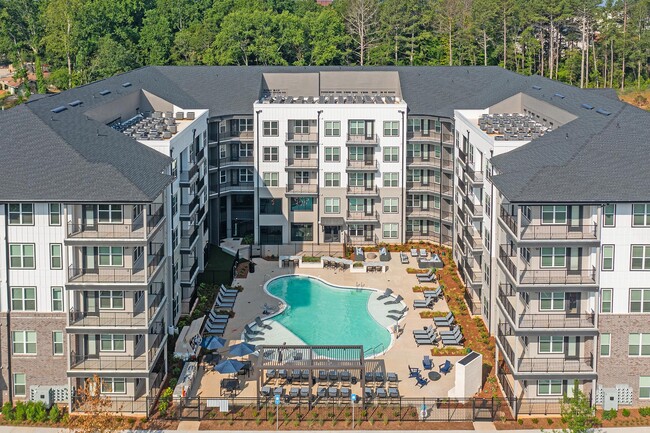 Building Photo - Conclave at Sugar Hill Apartments and Town...