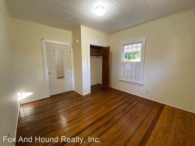 Building Photo - 2 br, 1 bath House - 1128 Carpenter Lane