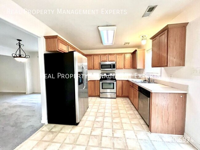 Building Photo - 8549 Filbert Ln