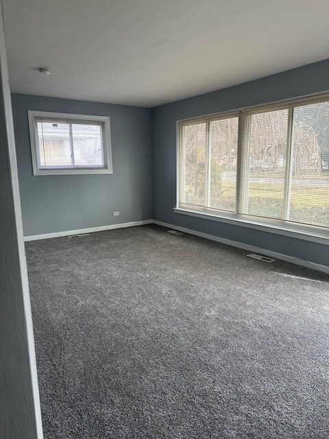 Building Photo - 17206 Greenbay Ave
