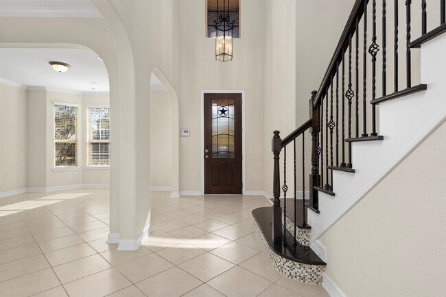 Foto del edificio - 12601 Floral Park Ln