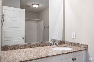 LEGENDS 2 BR | 2 BA | 960SF - Primary Bathroom - Legends at Armour Avenue