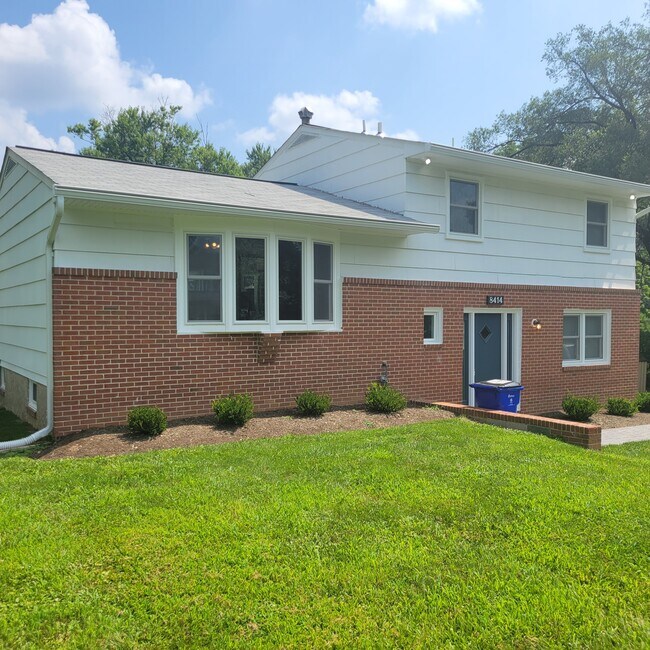 Building Photo - 8414 Mitzy Ln