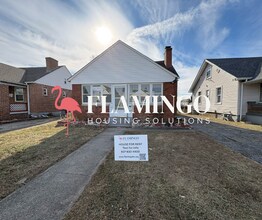 Building Photo - 108 Macready Ave