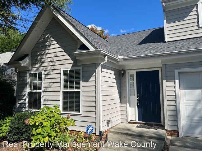 Building Photo - 3 br, 2.5 bath House - 1310 Auburn Village...