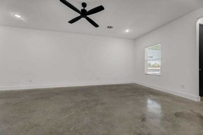 Building Photo - 3007 Alpha Wolf Ct