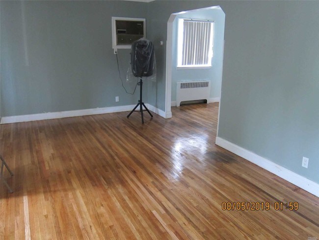 Foto del edificio - 257-19 148th Dr