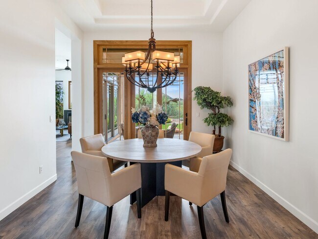 Foto del edificio - Rates Vary: $4,495 - $8,495