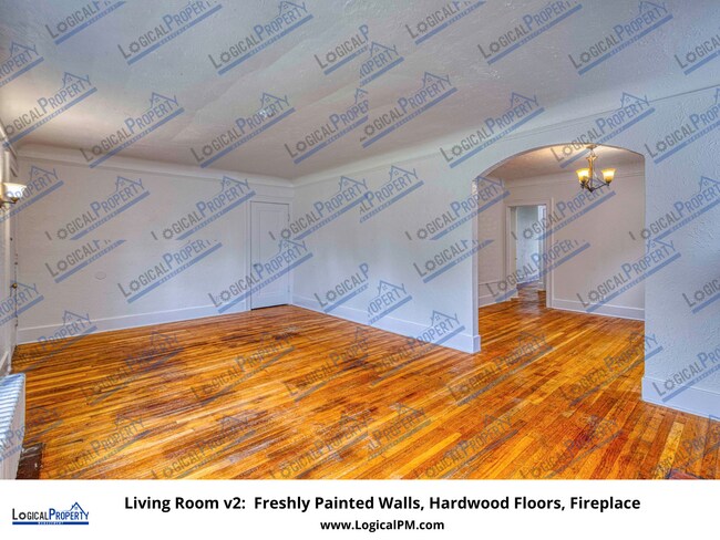 Foto del edificio - 2/1 Lower Flat W/ Basement, Stove & Fridge