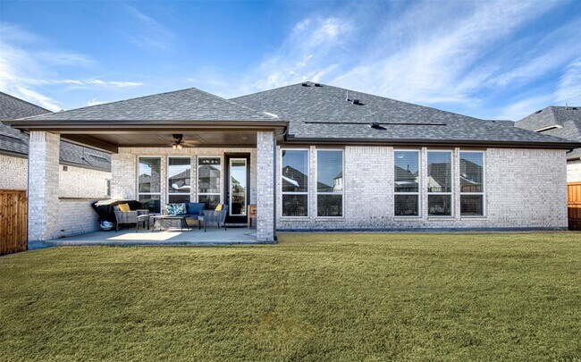 Foto del edificio - 3117 Maidenhair Ln