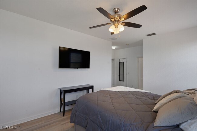 Foto del edificio - 9130 Spring Mountain Way