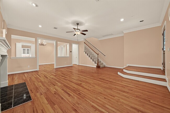 Building Photo - 431 Westmoreland St