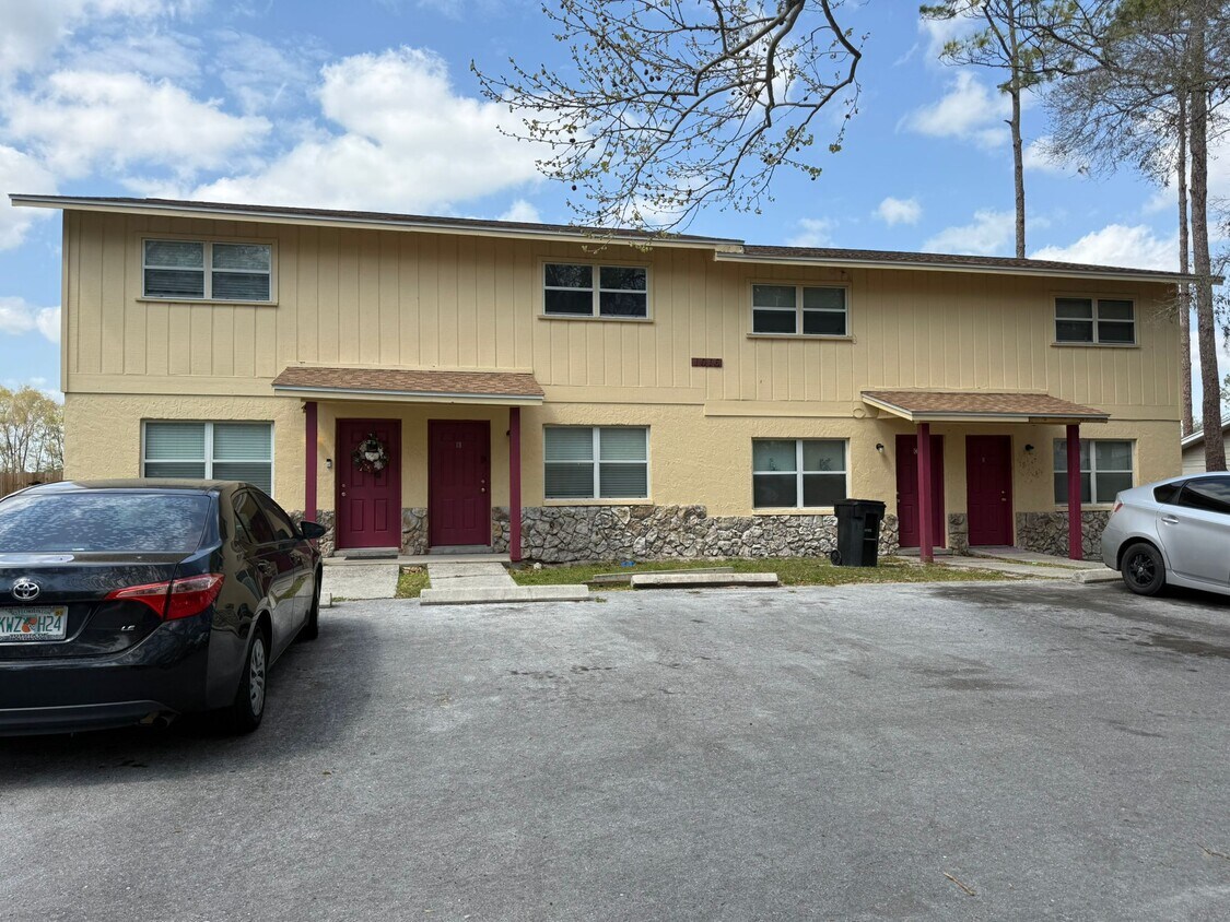 Foto principal - 1016 SW 62nd Ter
