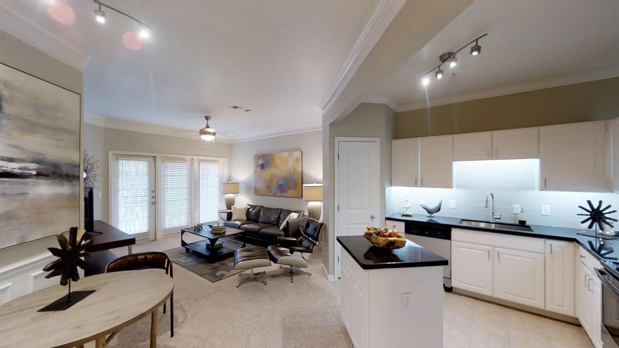 Photo - The Circle at Hermann Park Apartments