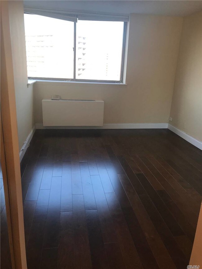 Foto del edificio - 62-54 97th Pl