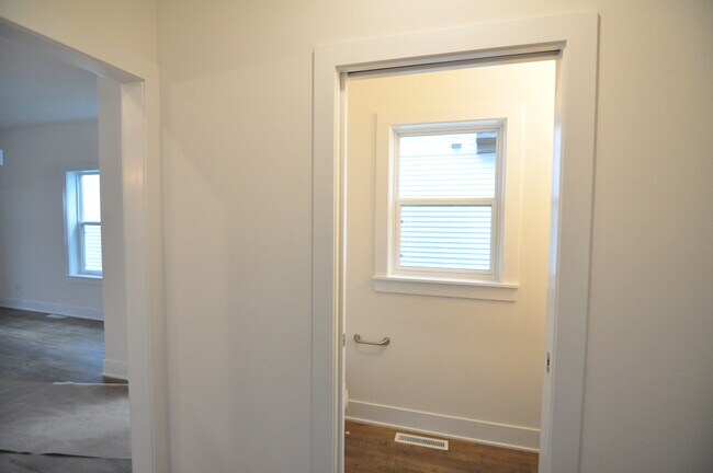 Foto del edificio - 2714 Bomani Dr