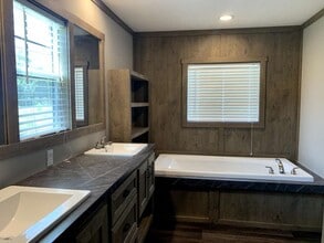 Building Photo - 16115 Antelope Ln Building Photo - 16115 Antelope Ln