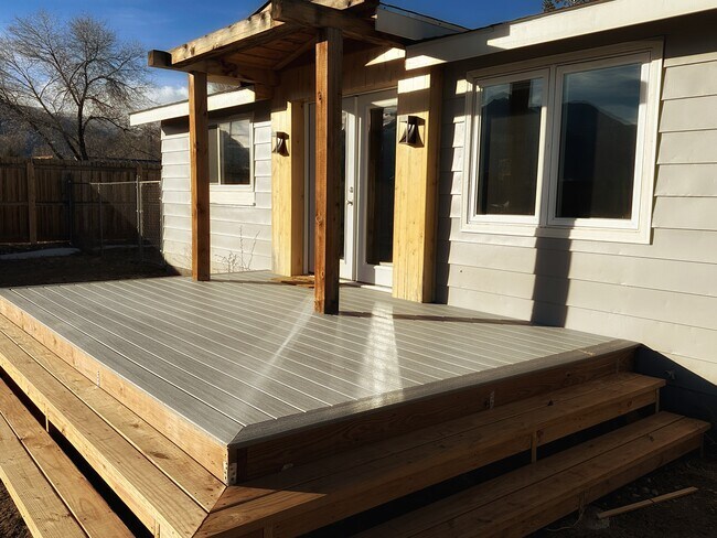 Terraza orientada al sur - 15385 Co Rd 306