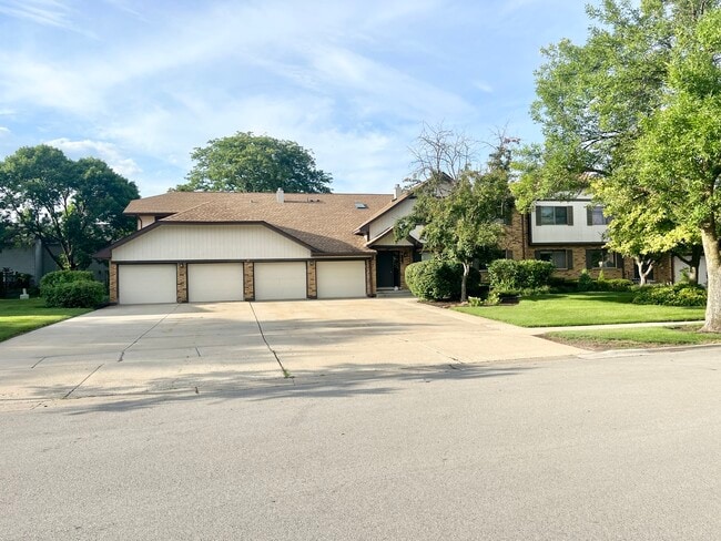 Building Photo - 307 Walters Ln