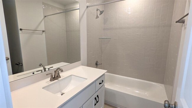 Foto del edificio - 346 Garner Dr